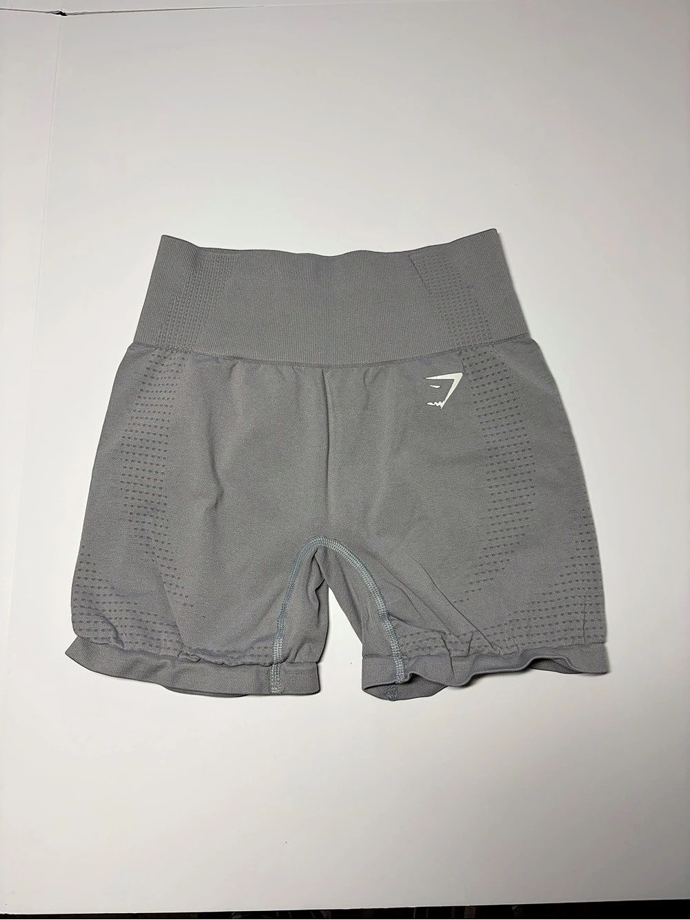 Gymshark Athletic light gray biker shorts Size small
